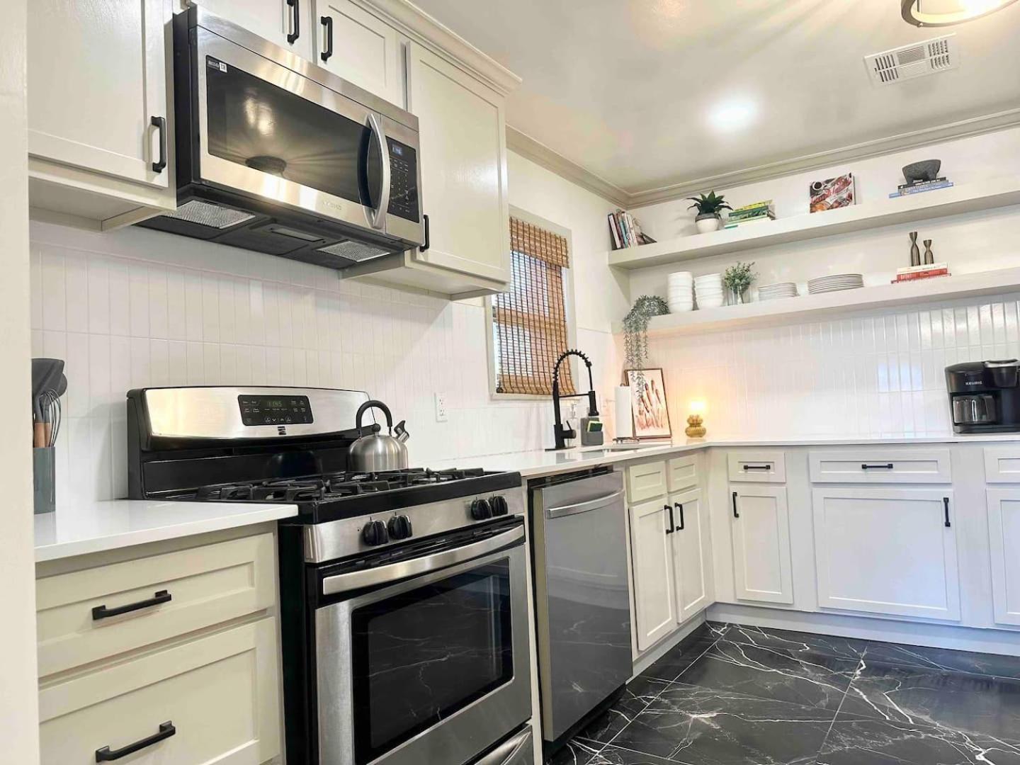 Campus Cottage Kng Bed! Walk To Uco And Downtown Edmond Buitenkant foto